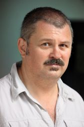 Rasto Božič, novinar: “Jazzinity spremljam kot Novomeščan in novinar že 10 let in lahko bi rekel, da sem obiskal praktično vse koncerte in jih tudi ocenil. V ponedeljek sem si ogledal koncert kvarteta Jazzilanti z gostom Vinzenzem Wiegom, nemškim kitaristom. Čeprav so glasbeniki v zgodnjih dvajsetih in imajo osnovno jazzovsko znanje, sta me presenetila njihov čut za skladanje in ustvarjalni pogum, s katerim so se lotili improviziranja. Vsekakor gre za obetavno skupino.”
