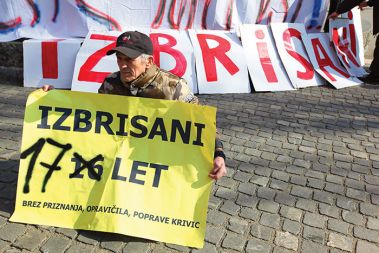 Eden od brezštevilnih protestov