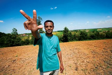 Kot klasični pribežniki so prišli na Zahod, se nekako ustavili v Srbiji, pa čeprav za to deželo, tam spodaj, v Afriki še nikoli niso slišali
