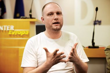 Mitja Čander literarni urednik in esejist