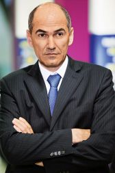 Janez Janša, obtožen jemanja podkupnine za SDS