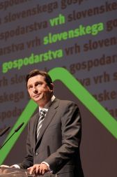 /media/www/slike.old/mladina/temavelikaborut_pahor_na_gzs_bk_mg_4868.jpg