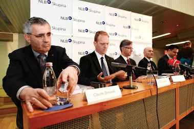 Uprava NLB: Claude Deroose, Marko Jazbec, Božo Jašovič (predsednik uprave), David Benedek