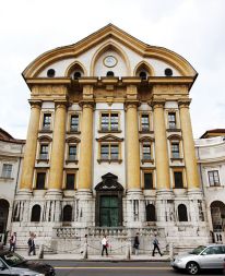 Cerkev sv. Trojice, 76.120 EUR za obnovo glavnega vhoda