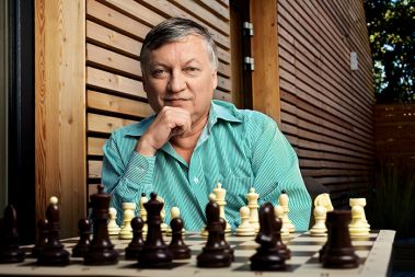 /media/www/slike.old/mladina/vint_karpov_velika_20080811_4226_b5.jpg