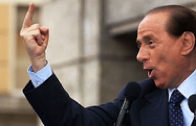 Tokrat je sodišče požugalo Berlusconiju