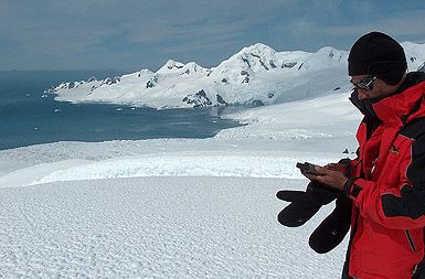/media/www/slike.old/novice/800pxfieldworkmelnik.gif