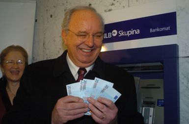 /media/www/slike.old/novice/andrejbajuk.jpg