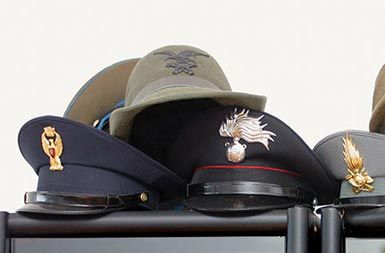 Slovenija ima 11 obrambnih atašejev, večina pa jih je akreditirana v članicah zveze Nato.