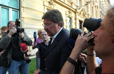 Igor Bavčar na sodišču