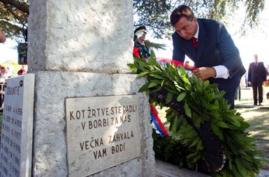 Premier Borut Pahor v Bazovici: »Tu smo, ker nam ni vseeno.«