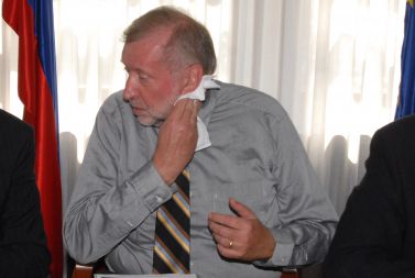 Predsednik Türk od vlade pričakuje novega kandidata za veleposlanika na Dunaju, Dimitrija Rupla ni potrdil