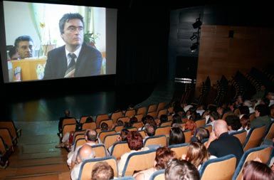 Premiera filma Filip Rober Dorina o romih v kulturnem domu Janez Trdina v Novem Mestu leta 2005