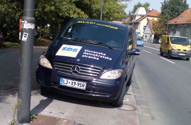 Parkiranje na pravi poti?