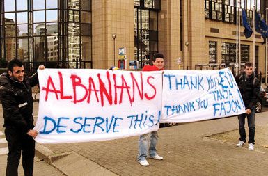 Zahvalni transparent za Tanjo Fajon