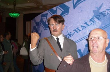 Nezavarovani Hitler v londonskem muzeju