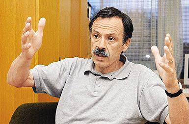/media/www/slike.old/novice/int_mrak_mojimir_display_copy1.jpg