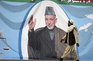 /media/www/slike.old/novice/karzaiaprahmatgul.jpg