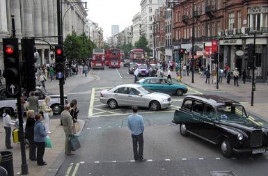 /media/www/slike.old/novice/oxford.street.london.arp.jpg