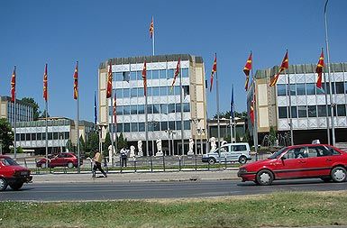 /media/www/slike.old/novice/skopje2davidbaileymbe.jpg