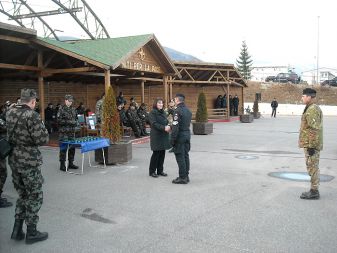 Tuji odlikovanec