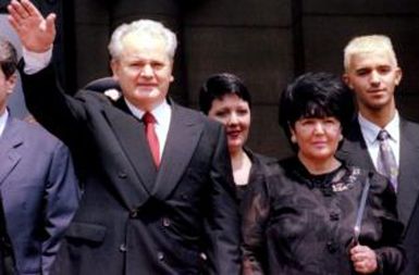 (Ne)srečna družina Milošević