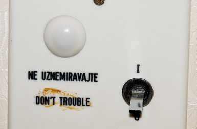 Kdo bo izklopil stikalo?