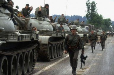 Kolona tankov JLA