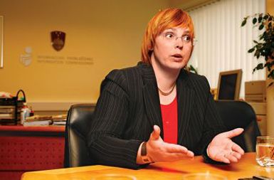 Pirc Musarjeva je za ureditev zasebnost na delovnem mestu v zakonu