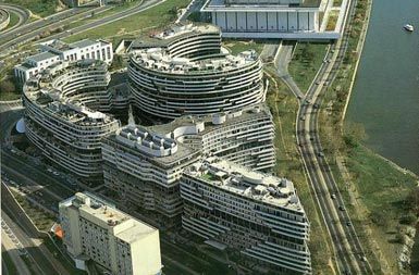 /media/www/slike.old/novice/watergate_hotel.jpg