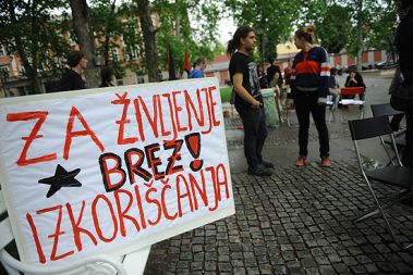 Kongresni trg v Ljubljani: Protesti proti vrhu EU - ZDA