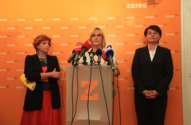 Zaresove ministrice Širca, Radić in Pavlinič Krebs