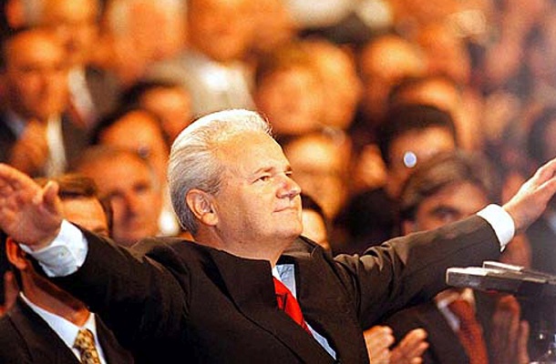 O tem, kako danes Srbija gleda na Miloševićevo obdobje, so mnenja še vedno deljena.