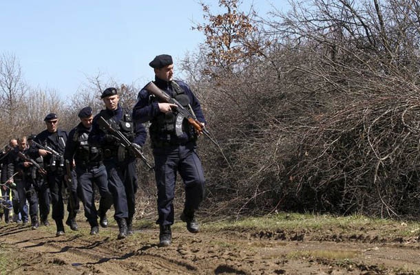 Kosovska policija v povečani pripravljenosti.