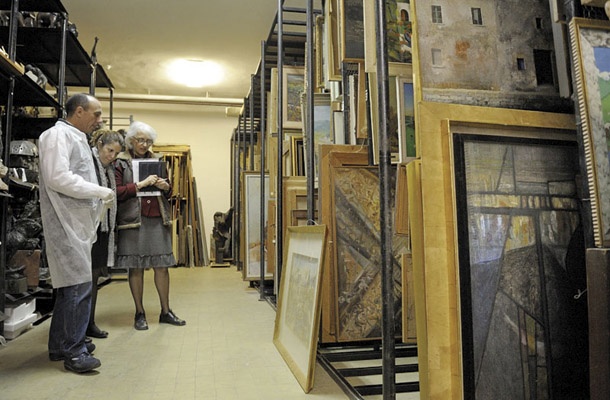 »Na seznamih ni tistega, kar smo pričakovali. Veliko stvari manjka,« pojasnjuje Violeta Kočić Mitaček, odvetnica Titovega sina Aleksandra Miše Broza.