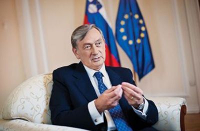 Türk je dejal, da Janševo neudeleževanje sodnih postopkov škodi ne samo avtoriteti sodišč, ampak tudi načelu pravne države.