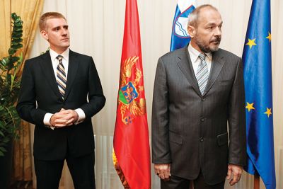 Dr. Igor Lukšić, ki se predstavlja za črnogorskega finančnega ministra, na obisku pri slovenskem finančnem ministru Franciju Križaniču, te dni.