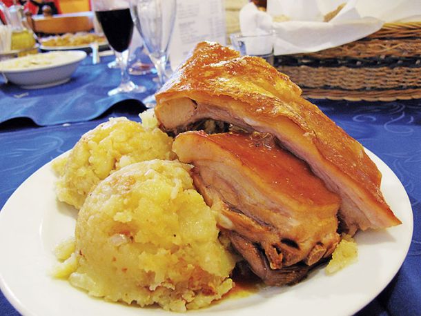 Kmečki hram Fortuna, Idršek