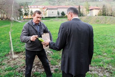 Dolžnost vsakega moškega je, da v življenju napiše eno knjigo …