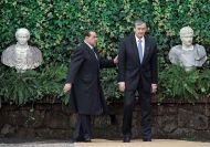 Se je tudi predsednik države ujel v gosto lepljivo mrežo mogočne pajkove glave?