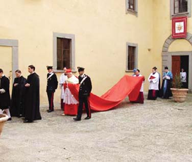 Franc Rode v svoji prejšnji službi med mašo v Griciglianu