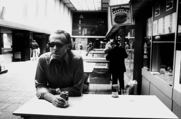 Charles Bukowski: Južno od juga: zgodbe o pokopanem življenju