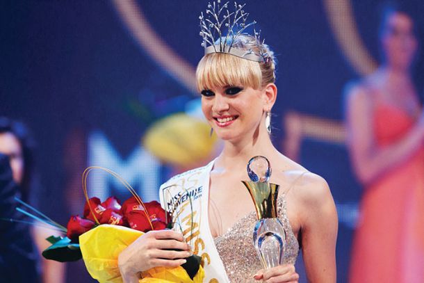 MISS SLOVENIJE 2011 LANA MAHNIČ JEKOŠ, ZAKLJUČNA PRIREDITEV, RTV SLOVENIJA, LJ 