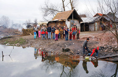 »Neomejen« dostop do vode - Dobruška vas