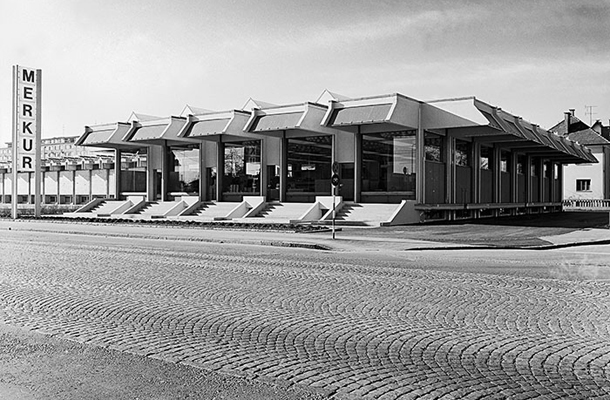 Savin Sever, Veleblagovnica Merkur, 1968-70