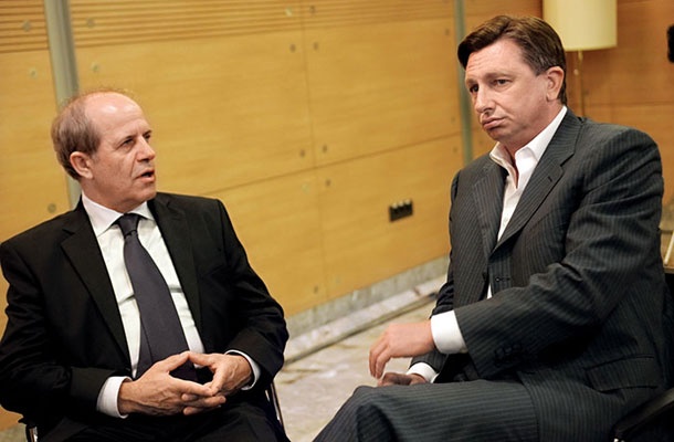 Ivan Svetlik in Borut Pahor v Cankarjevem domu med spremljanjem poraznih referendumskih rezultatov