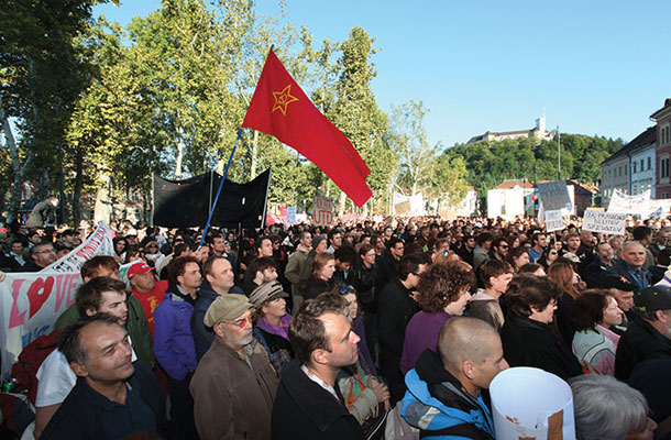 Protest proti nasilju finančnega kapitalizma, ljubljanski Kongresni trg, 15. oktobra 2011 