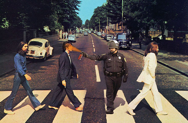 Pepper Spraying Cop napada Beatle