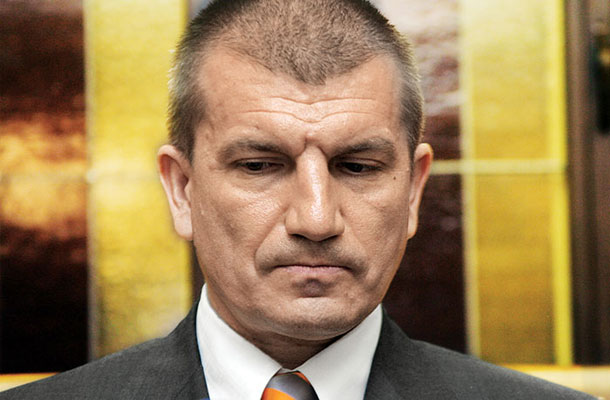 Bivši minister proti ministrstvu