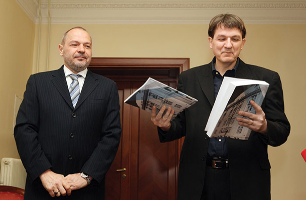 Predaja poslov med bivšim in novim ministrom za finance: Franci Križanič in Janez Šušteršič